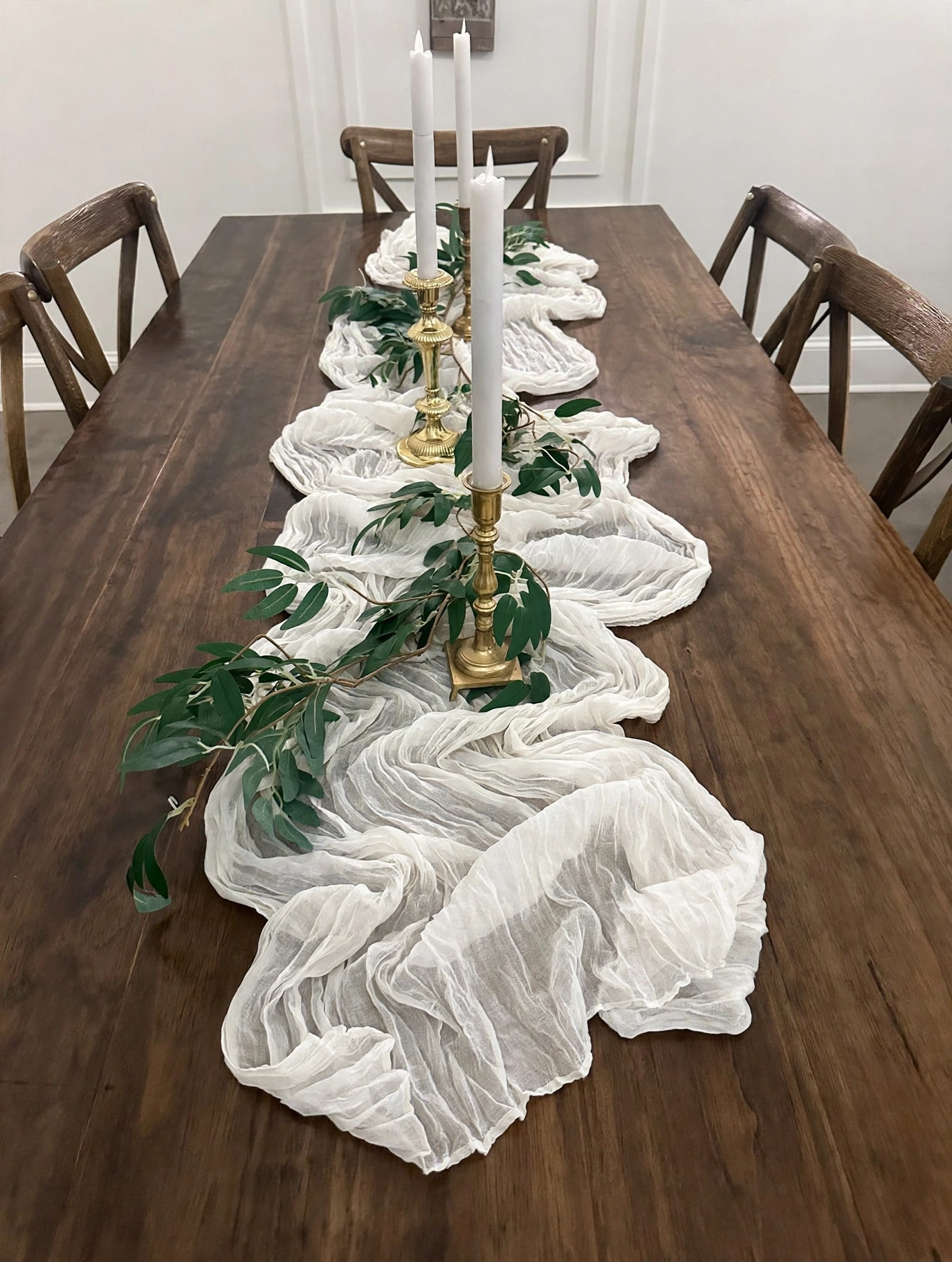 Cloud White Crinkled Georgette Table Runner