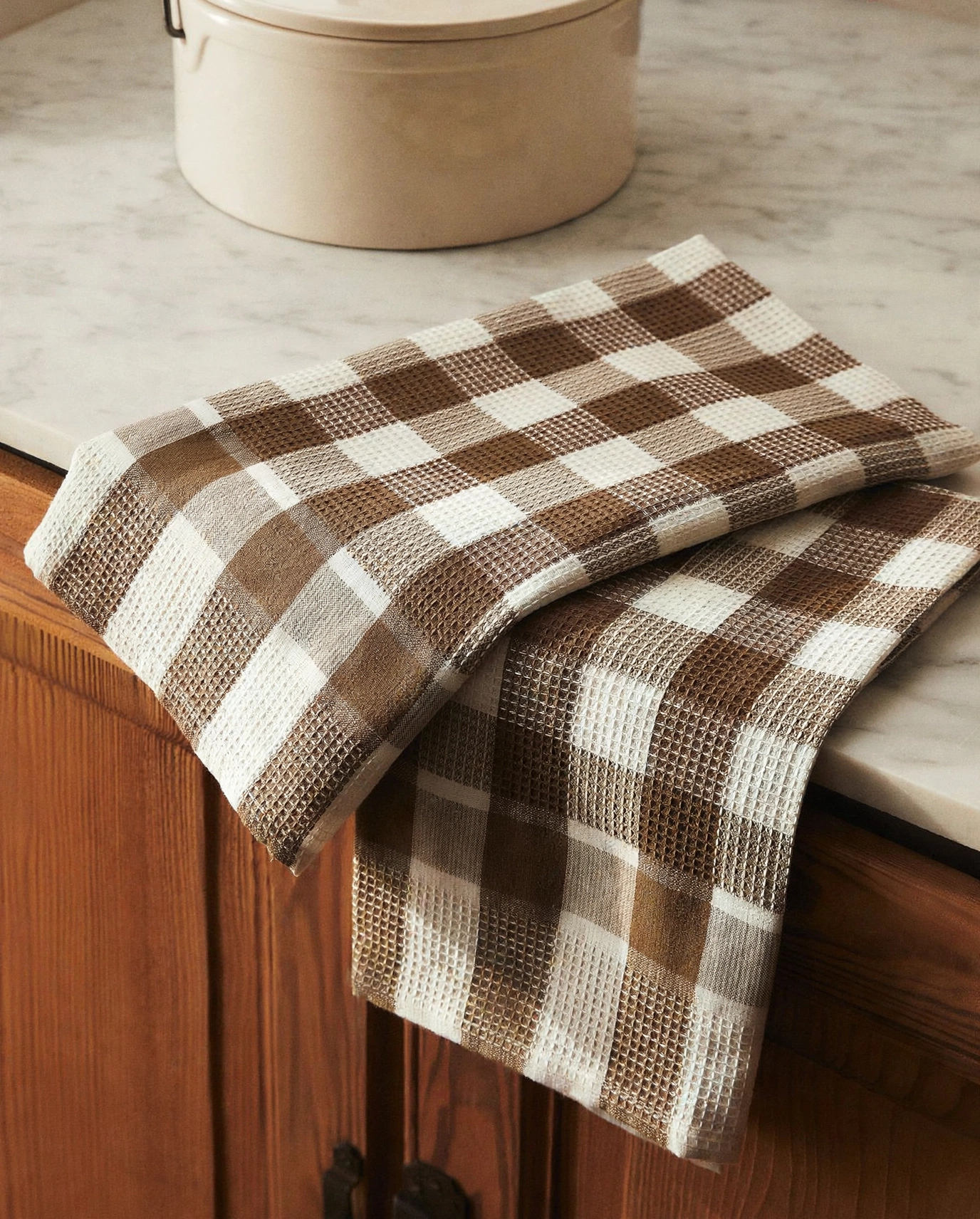 Brown Gingham Kitchen Towel Set